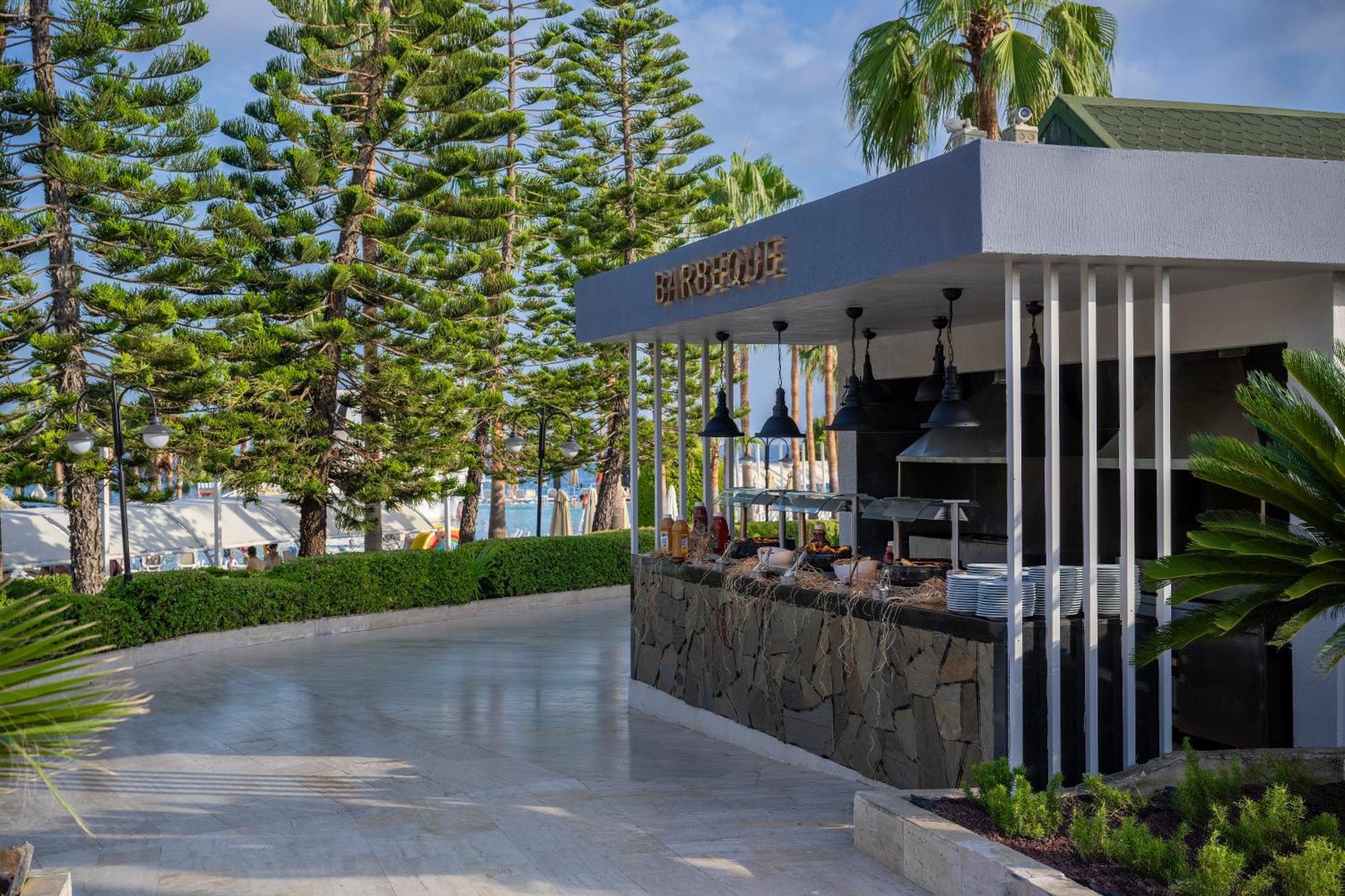 Oz Hotels Incekum Beach Alanya Exterior photo